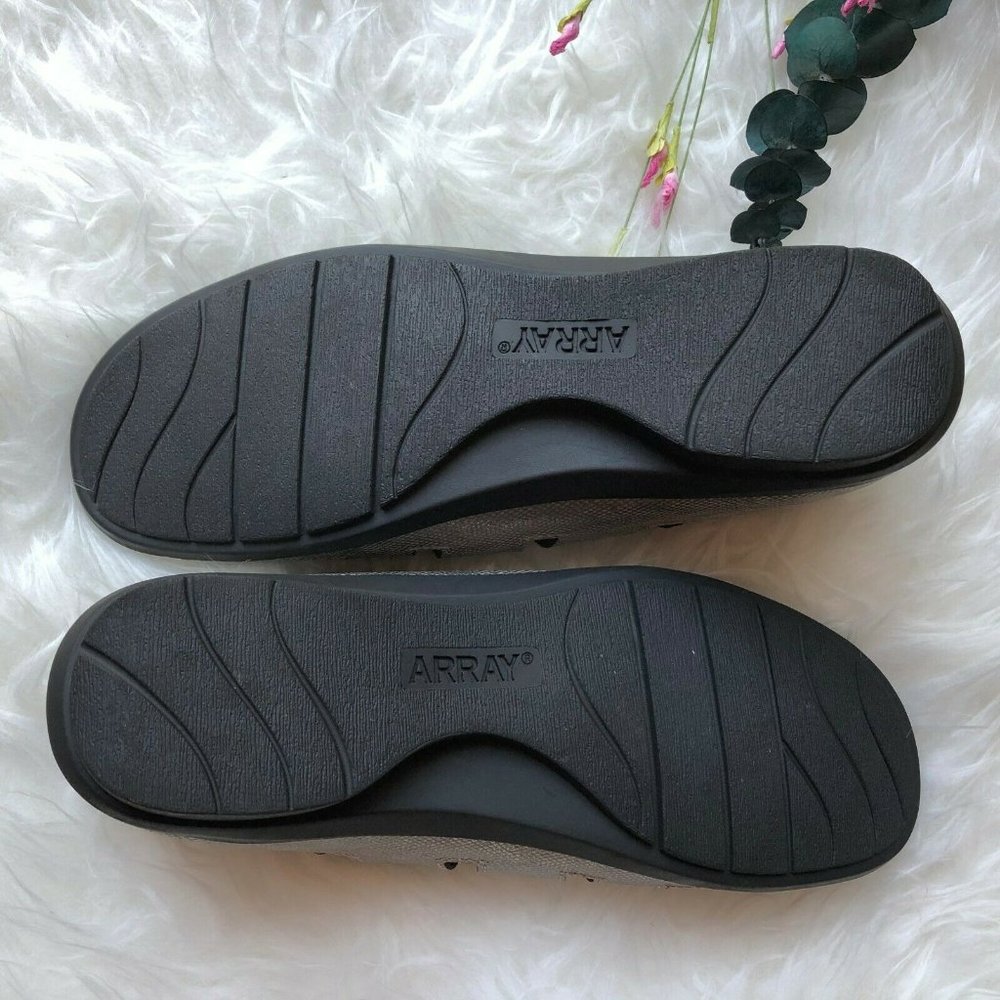 Array Beverly Silver Leather Snakeprint Peep Toe … - image 6